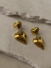 Load image into Gallery viewer, Maeve Heart Earrings
