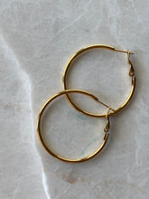 Load image into Gallery viewer, Elle Dainty Hoops
