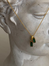 Load image into Gallery viewer, Emerald Pendant Necklace
